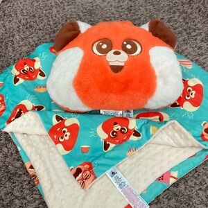 Like new Disney's Turning Red Pillow and Blanket Set